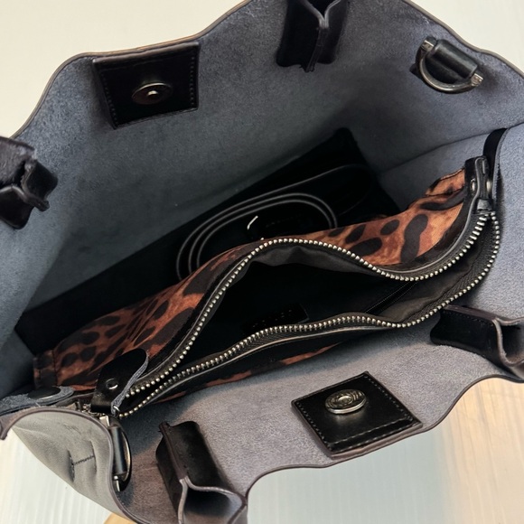 Co-Lab Elegant Black Leather Tote Bag with shoulder strap - Picture 6 of 10